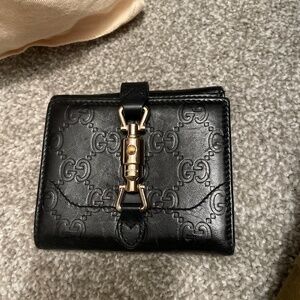 GUCCI Jacki GG Logo Black Leather Bifold Wallet /9U0802